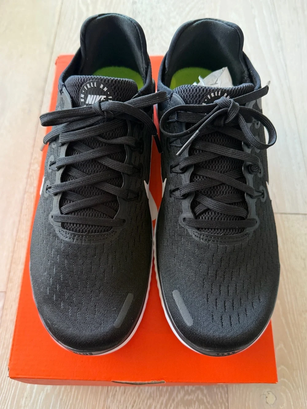 NIB Nike Free RN Flyknit 2018 Womens Size 9 Running